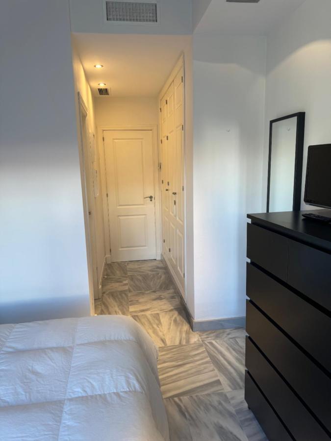 Victoria 32 Suite Малага Экстерьер фото